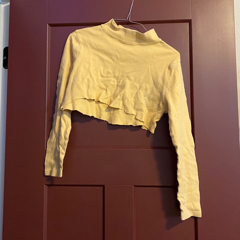 Yellow Turtle neck